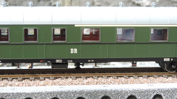 Brawa 45327 Schnellzugwagen 1./2. Klasse -AA4ü-DR