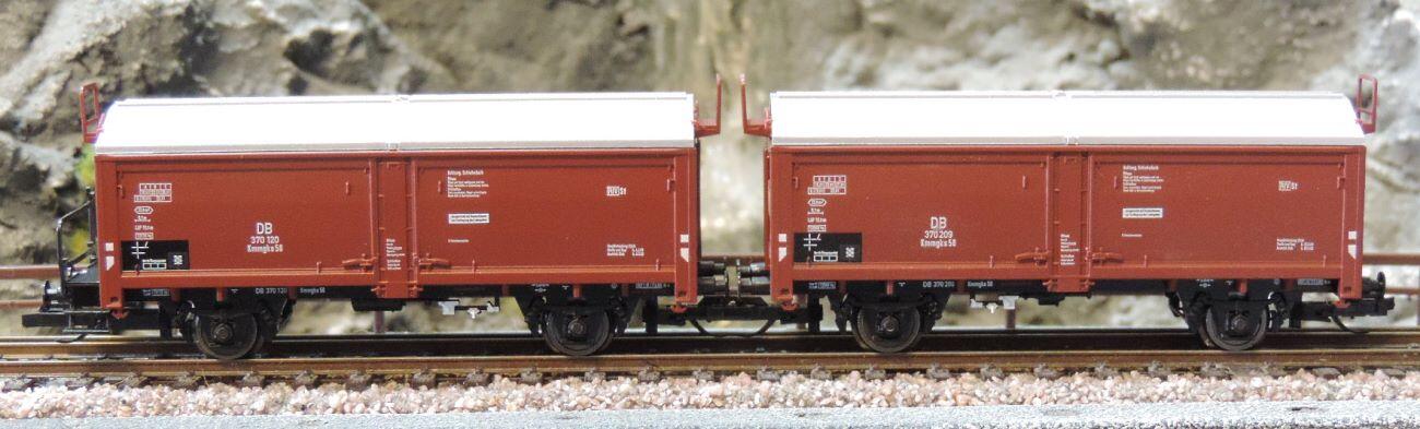Tillig 01032 Güterwagenset der DB, bestehend aus zwei Schiebedach-/ Schiebewandwagen Kmmgks 58, Ep. III -FORMNEUHEIT-