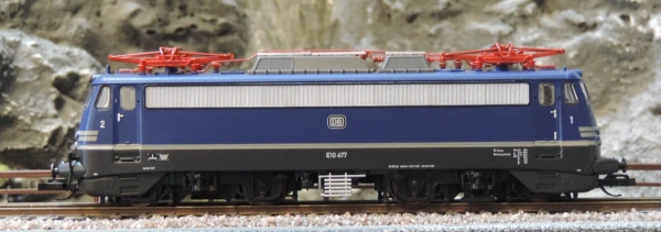 Tillig 02388 Elektrolokomotive E 10 477 der DB, Ep. III