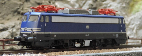 Tillig 02388 Elektrolokomotive E 10 477 der DB, Ep. III