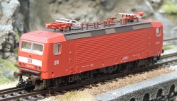 Tillig 04344 Elektrolokomotive 143 161-8 der DR - Bw...