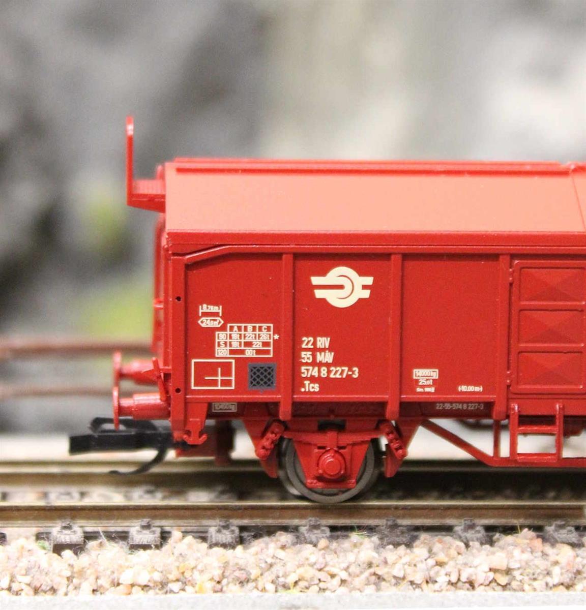 Tillig 17670 Schiebedachwagen Tcs der MAV