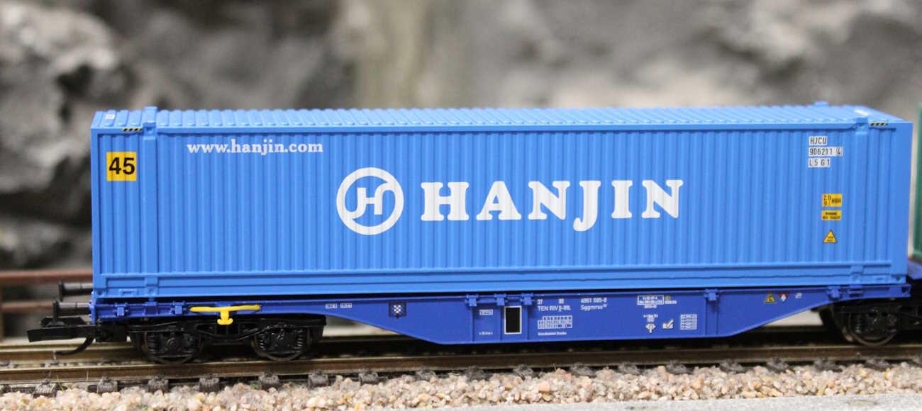 Tillig 18066 Containertragwagen Sggmrs der Rail Re Lease B.V. (NL), beladen mit zwei 45‘-Containern, Ep. VI -FORMNEUHEIT-