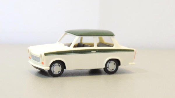 Modell-Car Zenker 03-336 IFA Trabant P 601 beige/grün "Alltagsedition" 1:87