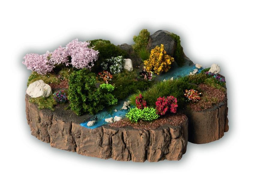 Noch 10002 Diorama Kit  "Summer Breeze"