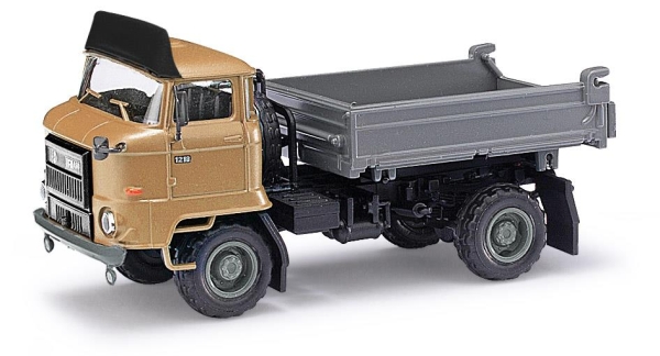 Busch 95530 IFA L60 DSK, hellbraunes Fahrerhaus