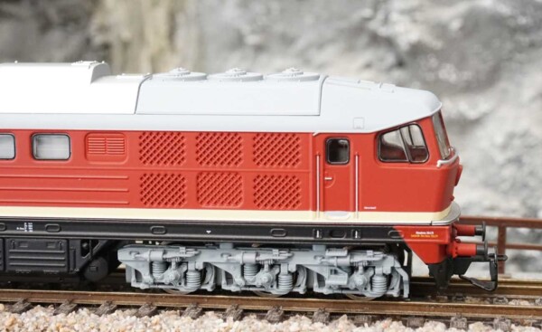 Piko 47328 Diesellokomotive BR 130 DR