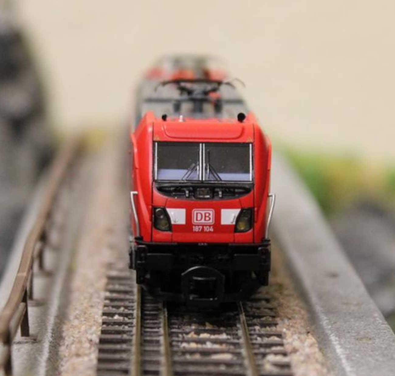 Piko 47457 Elektrolokomotive BR 187 DB AG