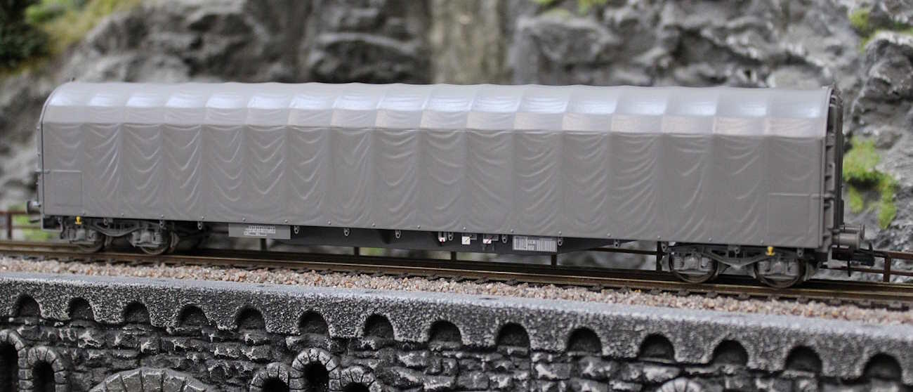 Roco 76469 Schiebeplanenwagen AAE