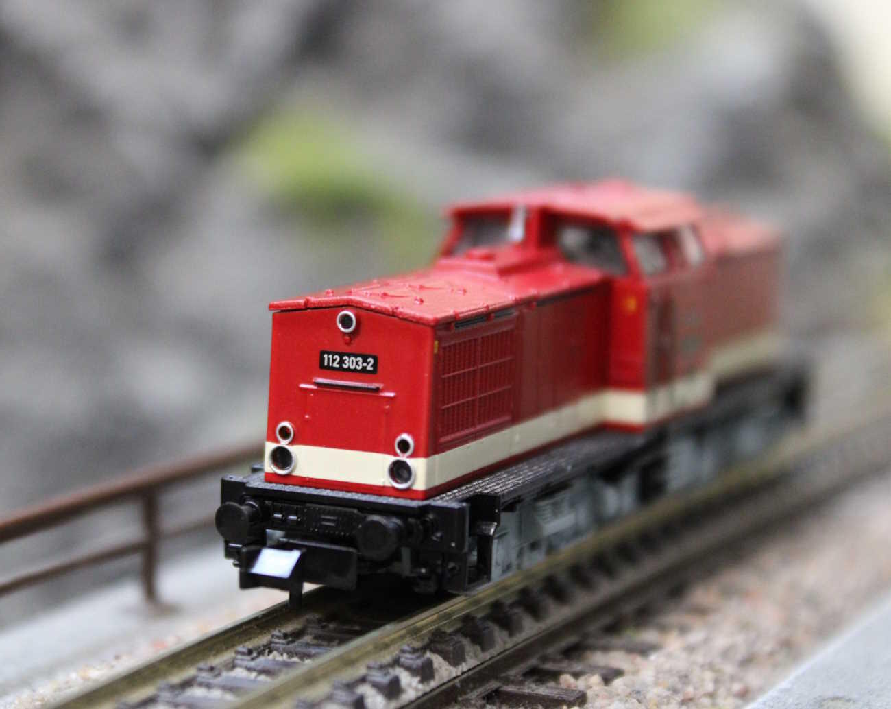 Fleischmann 721086 Diesellokomotive BR 112 DR - Sound-Version