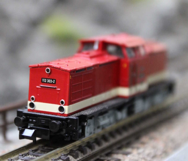 Fleischmann 721086 Diesellokomotive BR 112 DR Sound-Version