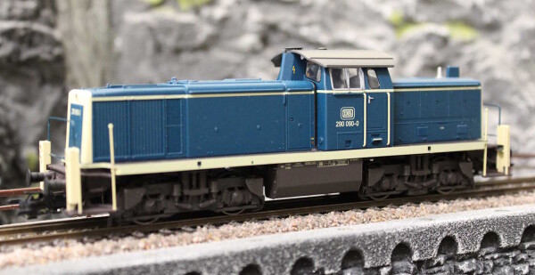 Trix 25903 Diesellokomotive BR 290 DB - Sound & Telex-Kupplung