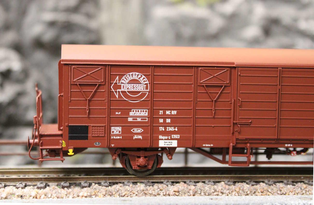 Brawa 49919 H0 Gedeckter Güterwagen Gbqss-z DR -Epressgut-