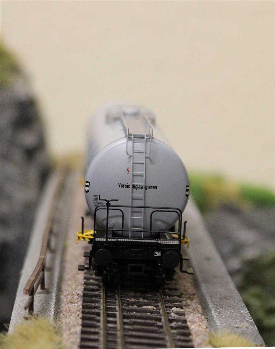 Brawa 50661 Neubaukesselwagen Uah-w der DR