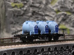 Brawa 50599 Behältertragwagen BTs 30 der DB, mit Efkr 401 "Knorr"