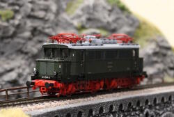 Brawa 43458 Elektrolokomotive BR 244 DR