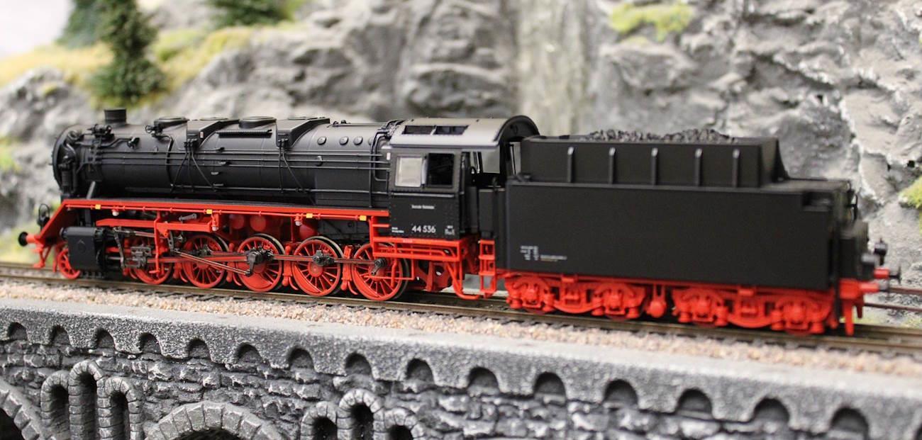 Brawa 70050 H0 Dampflokomotive BR 44 DR - Sound Version