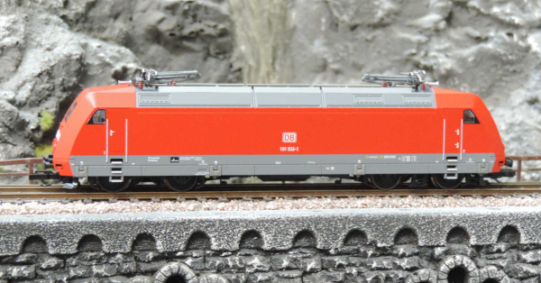 Tillig 02320 Elektrolokomotive  BR 101 032-1 DB AG