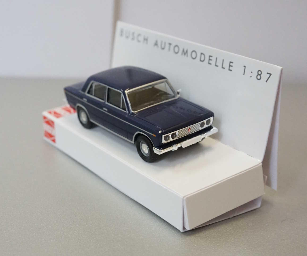 Busch 50554 Lada 1600 dunkelblau