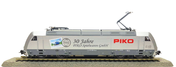 Piko 51112 Elektrolokomotive BR 101 - 30 Jahre Piko Jubiläum - AC Sound Version