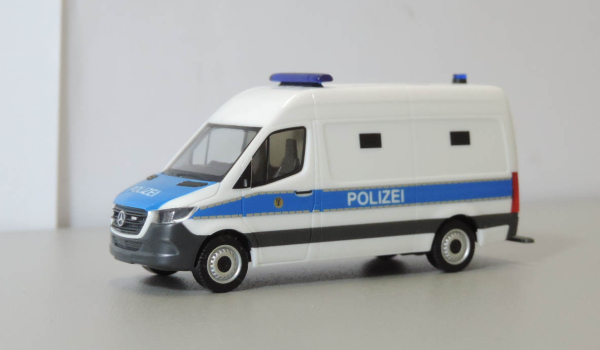 Herpa 096492 Mercedes-Benz Sprinter ’18 Kasten „Gefangenentransporter Polizei Berlin“