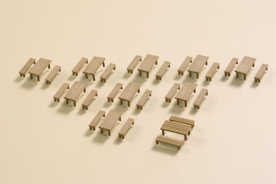 Auhagen 44650 Bänke, Tische