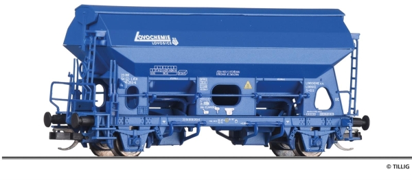 Tillig 17567 Schwenkdachwagen Tds "Lovochemie", eingestellt bei der ČD