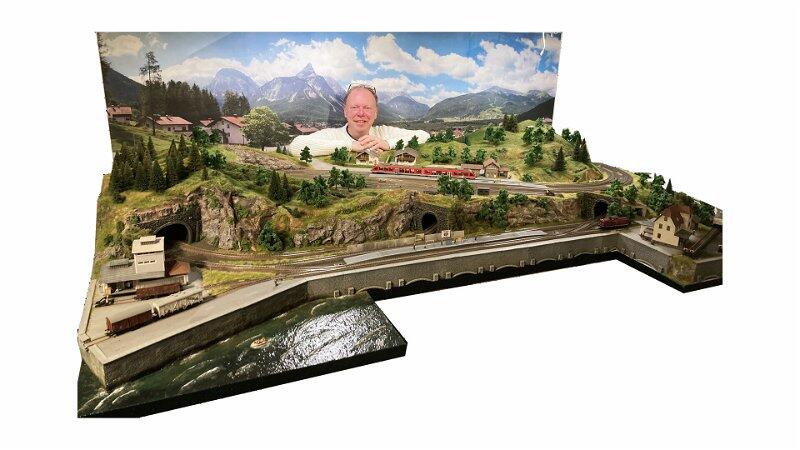 Noch 53610 Easy-Track Trassenbausatz "Martinstadt"