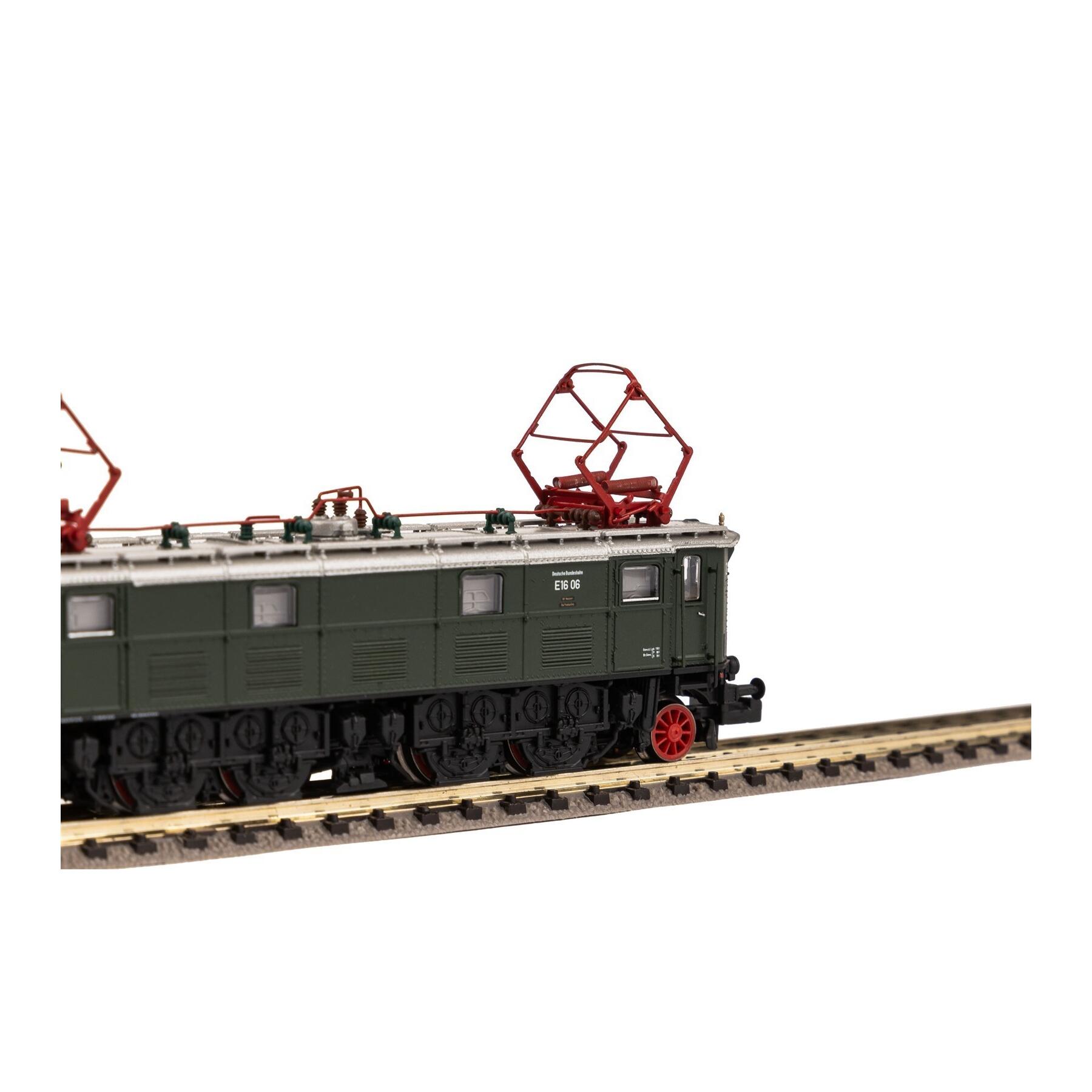 Piko 40355 N Elektrolokomotive E16 DB III