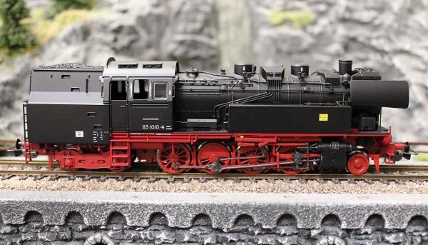 Piko 50637 Dampflokomotive BR 83.10 DR