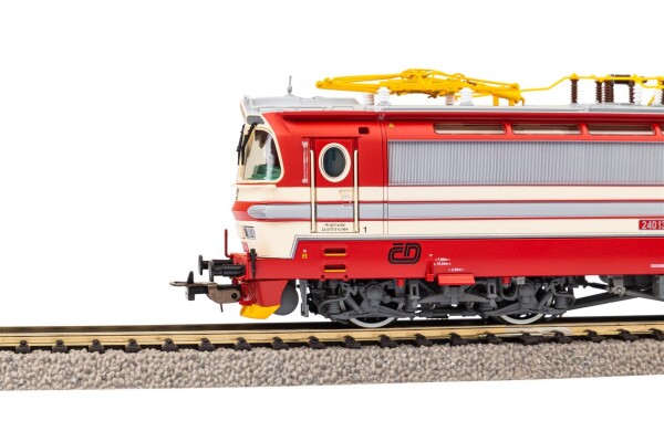 Piko 51396 Elektrolokomotive  BR 240 CD