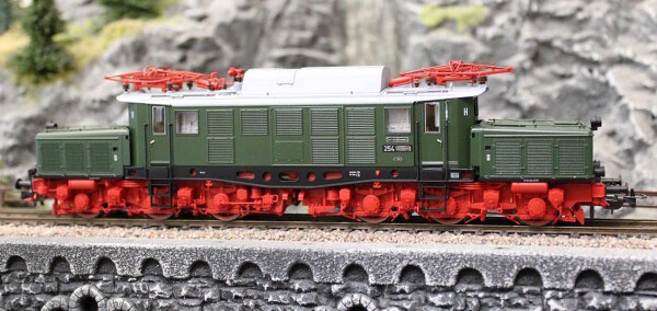 Piko 51482 Elektrolokomotive  BR 254 DR - Sound Version