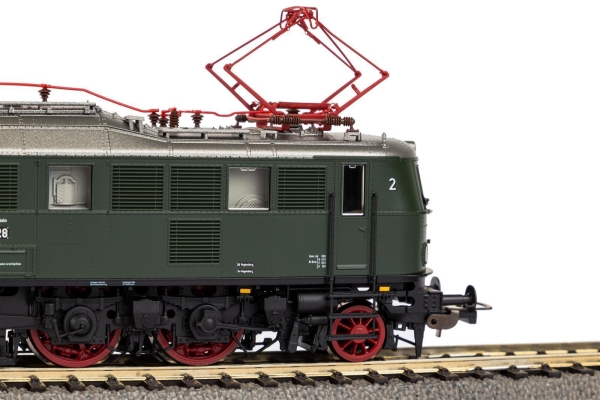 Piko 51929 Elektrolokomotive  BR E 18 DB