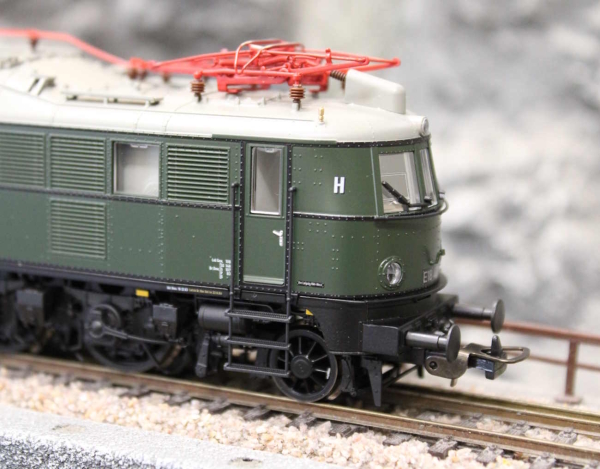 Piko 51932 Elektrolokomotive BR E 18 DR