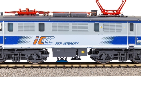 Piko 96385 Elektrolokomotive  EU07 PKP IC - Sound Version