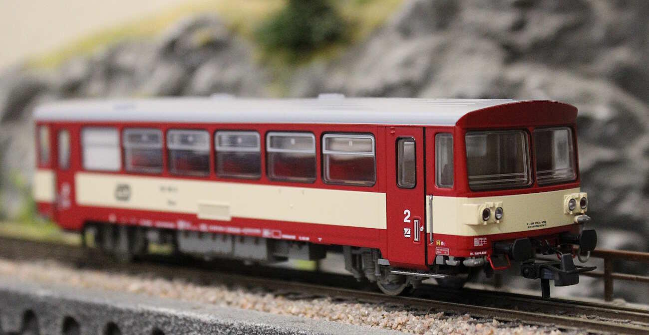 Roco 74242 Beiwagen zum Motorwagen Rh 810, CD