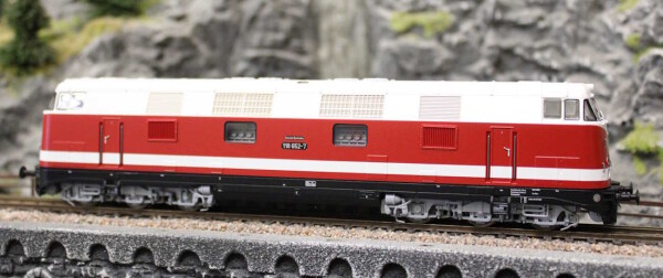 Roco 70889 Diesellokomotive 118 652-7 DR - Sound Version