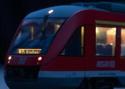 Trix 25714 Nahverkehrs-Dieseltriebwagen BR 648.2 DB