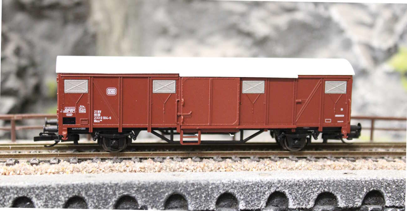 Tillig 17179 Gedeckter Güterwagen der DB
