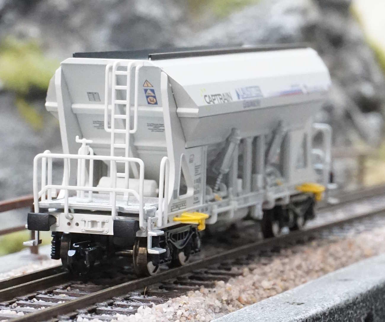 Tillig 15334 Selbstentladewagen der CAPTRAIN / EUROVIA