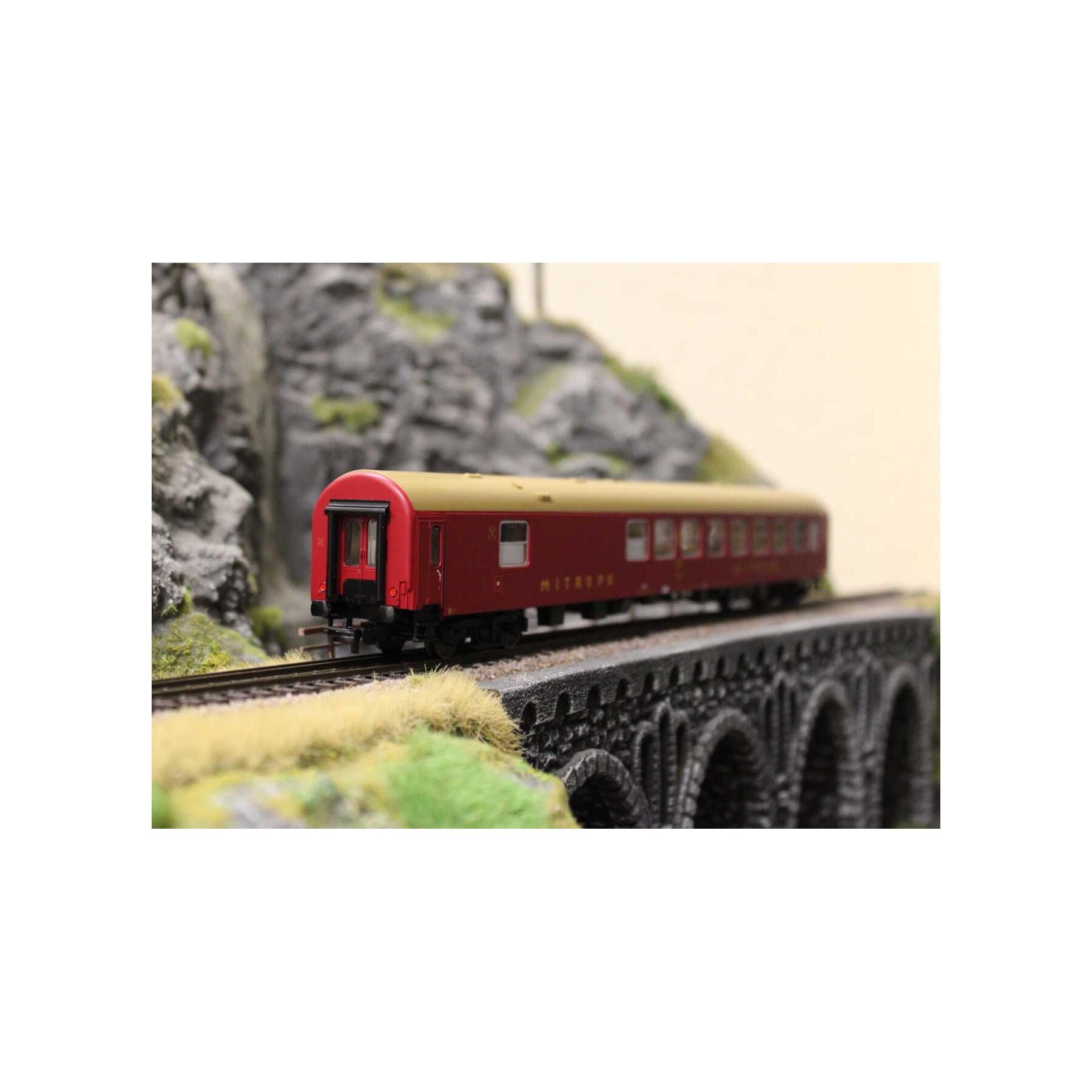 Tillig 74977 Speisewagen „MITROPA“ der DR