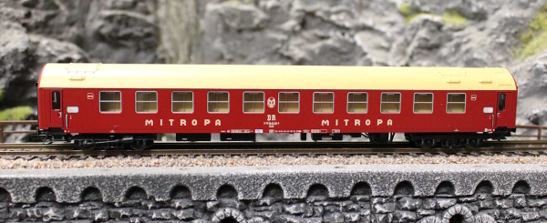 Tillig 16362 Schlafwagen "MITROPA" der DR