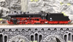 Tillig 02103 Dampflokomotive 23 001 der DR