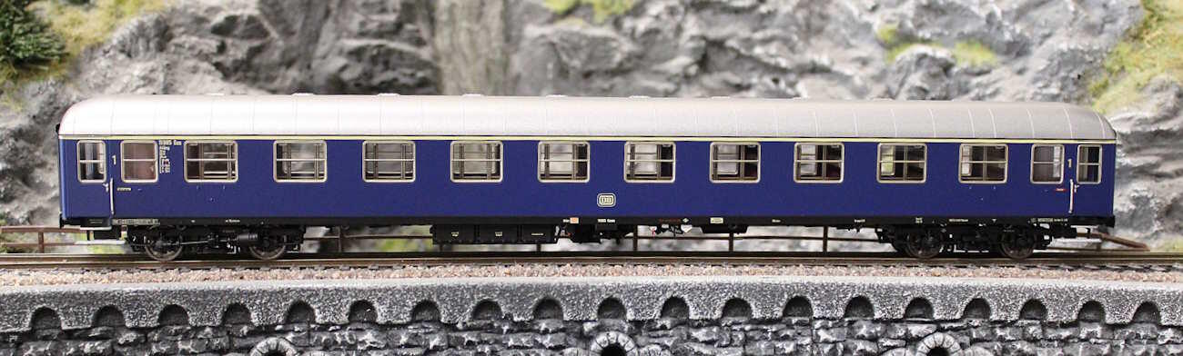 Brawa 58114 H0 Schnellzugwagen 1.Klasse A4ümg-54 DB - LED Innenbeleuchtung