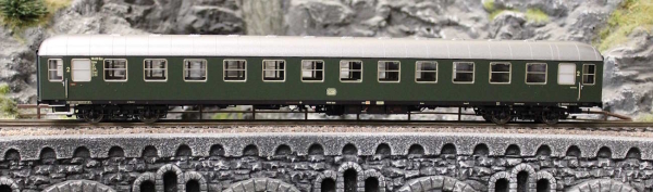 Brawa 58118 H0 Schnellzugwagen 2.Klasse B4ümg-54 DB - LED Innenbeleuchtung