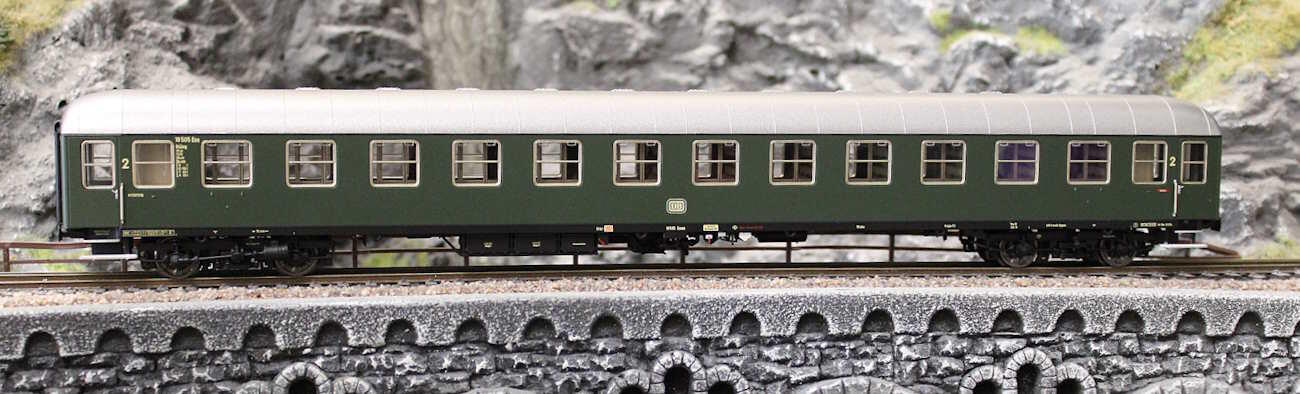 Brawa 58120 H0 Schnellzugwagen 2.Klasse B4ümg-54 DB - LED Innenbeleuchtung