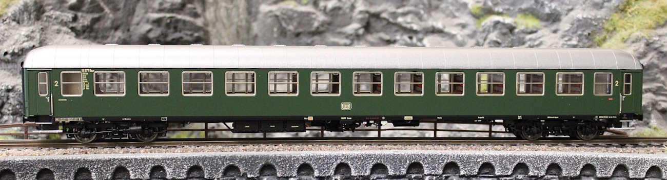 Brawa 58122 H0 Schnellzugwagen 2.Klasse B4ümg-63 DB - LED Innenbeleuchtung