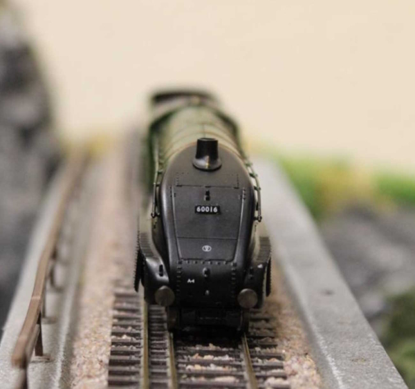 Hornby TT3008M BR Class A4 4-6-2 60016 Silver King