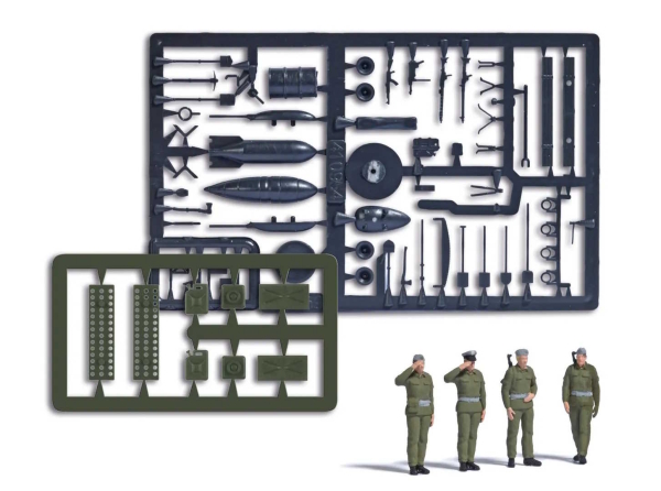 Busch 1936 4 Stück NVA Soldaten stehend