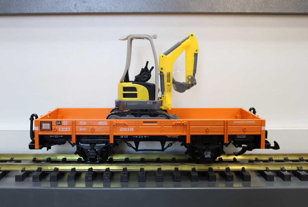 LGB 70403-2 LGB Niederbordwagen mit Bagger